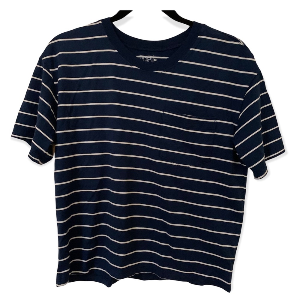 TIME AND TRU | Women’s | Navy w/ White Horizontal Striped Semi Crop Tee | M